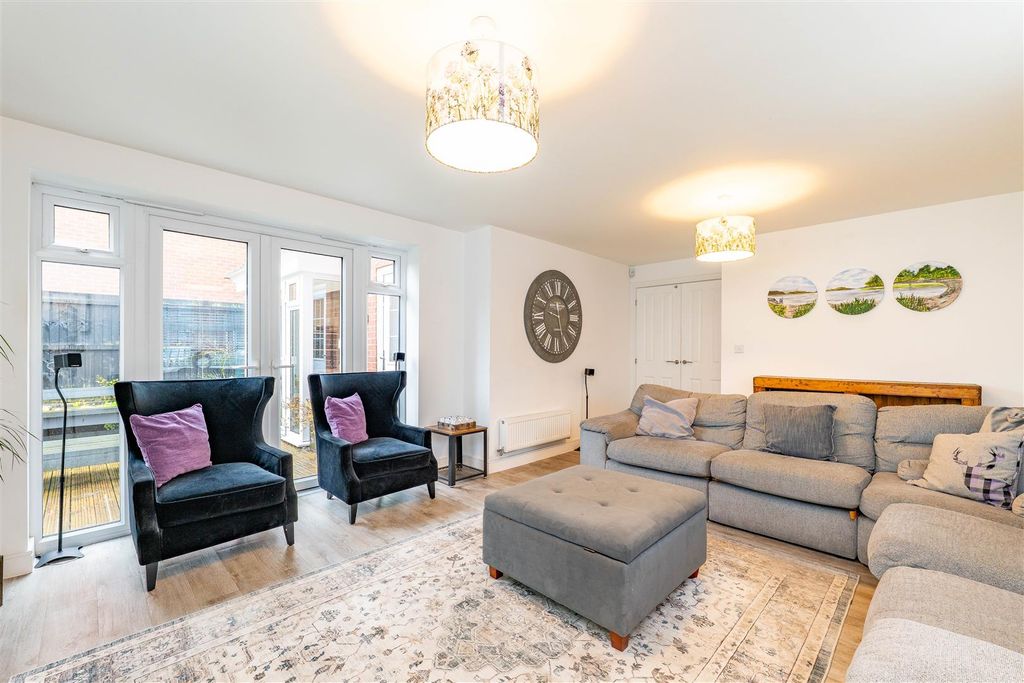 Additional image 13 of 6 bed detached house for saleWhiteleaf Place, Leyland PR25