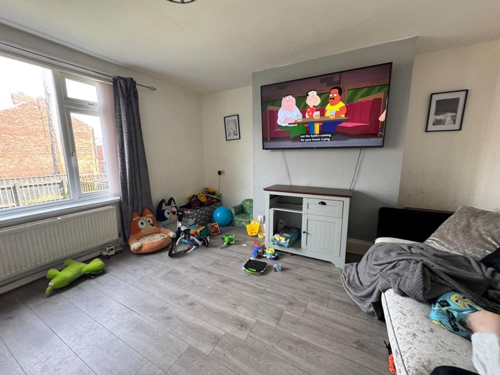 Property photo 2 of 9 Ff15513d-7157-46B6-8c9E-Ab1B69d6482A