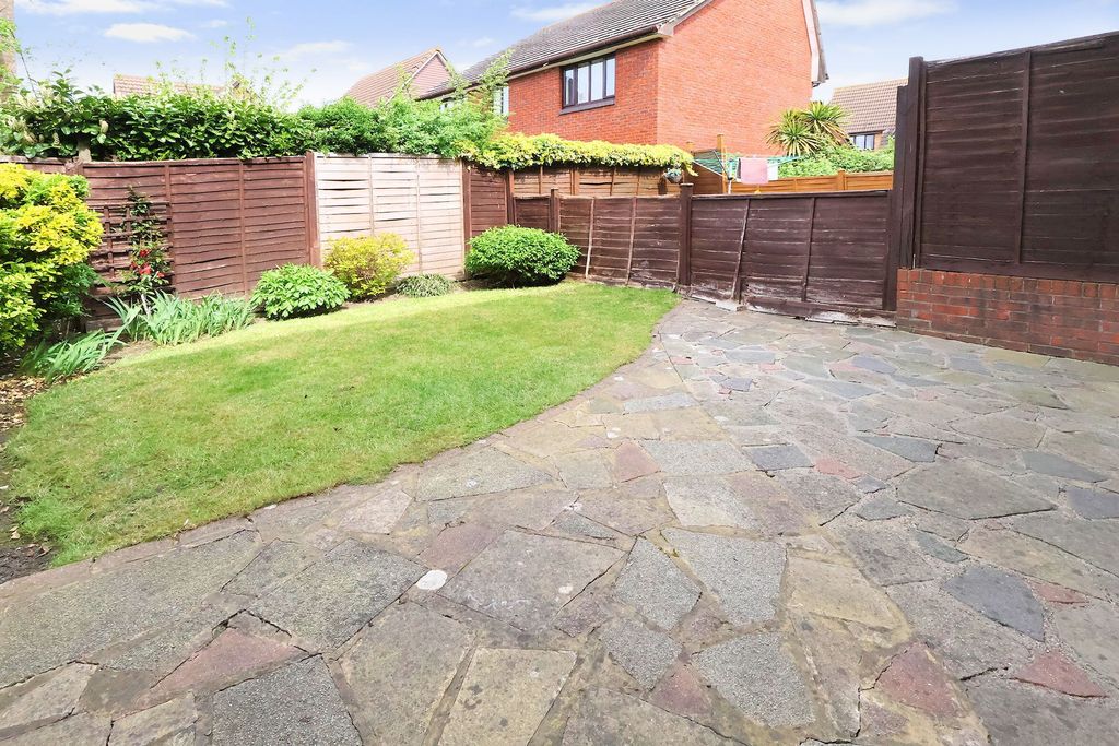 Property photo 3 of 12