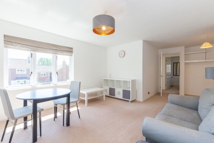 Property photo 1 of 6 226988