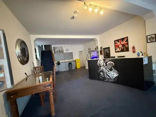 Property photo 2 of 7 859 J.Jpg