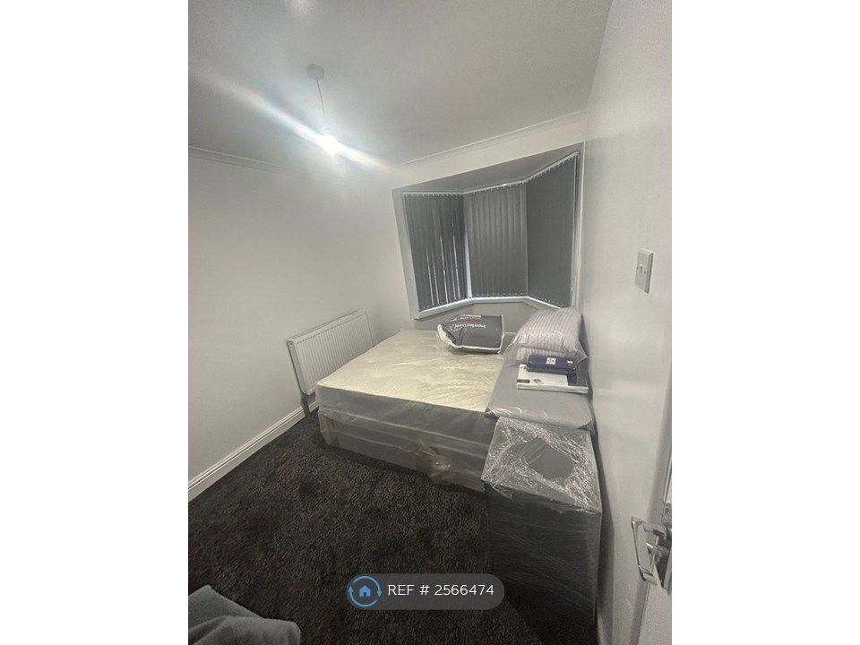 Property photo 1 of 3