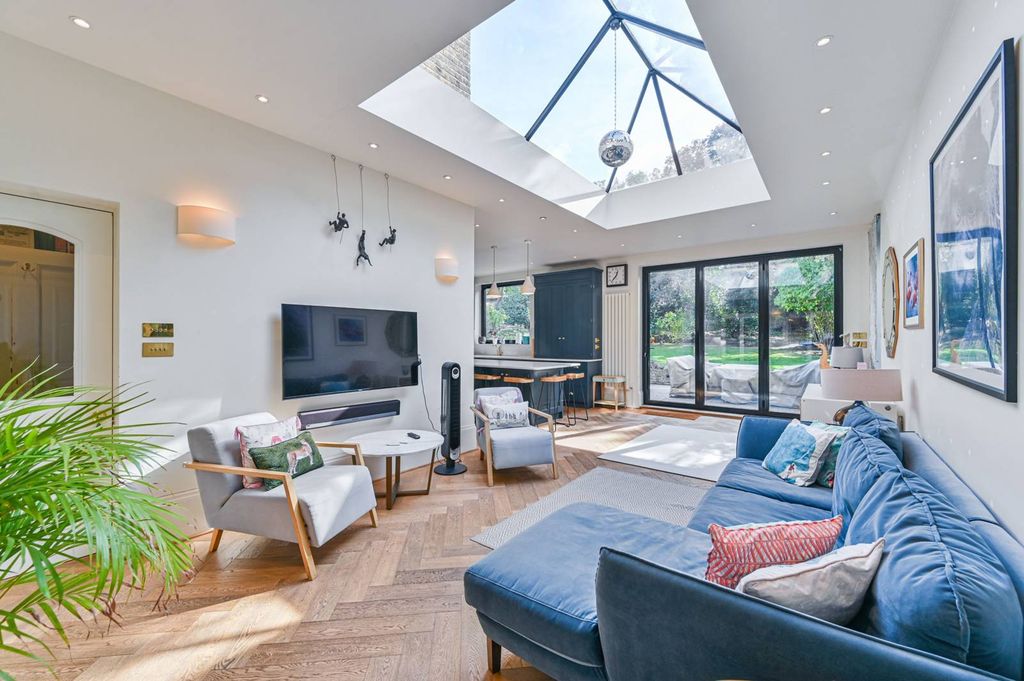 Property photo 1 of 57