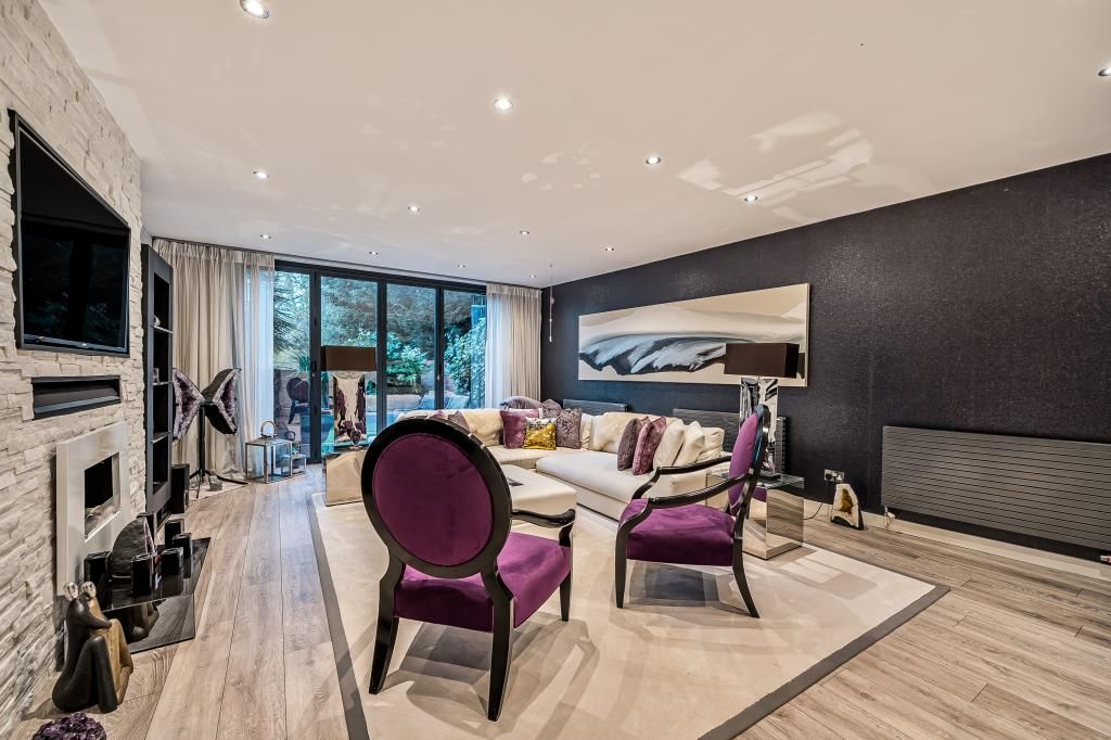 Property photo 3 of 35 Reception Room