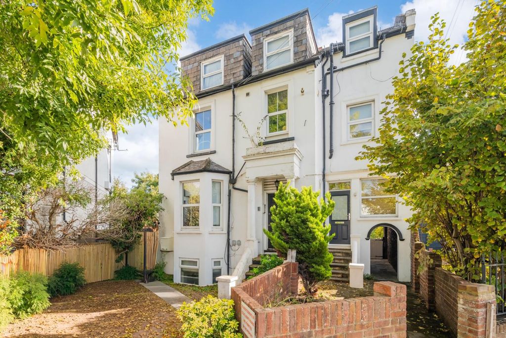 Property photo 1 of 8 Ashley Road, 31, Flat 1 (2).Jpg