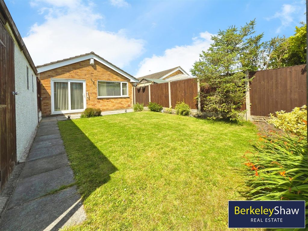 Property photo 1 of 13 536Ef780--41CD-8417-2214Fdd9Bee5-63615-000016F1Ae8