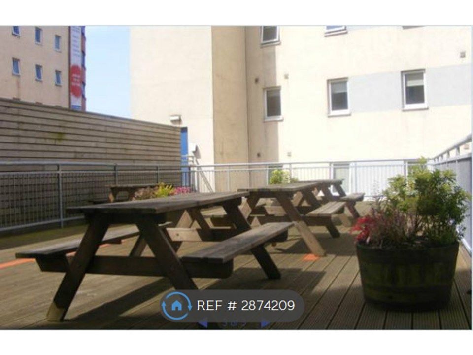 Property photo 3 of 8