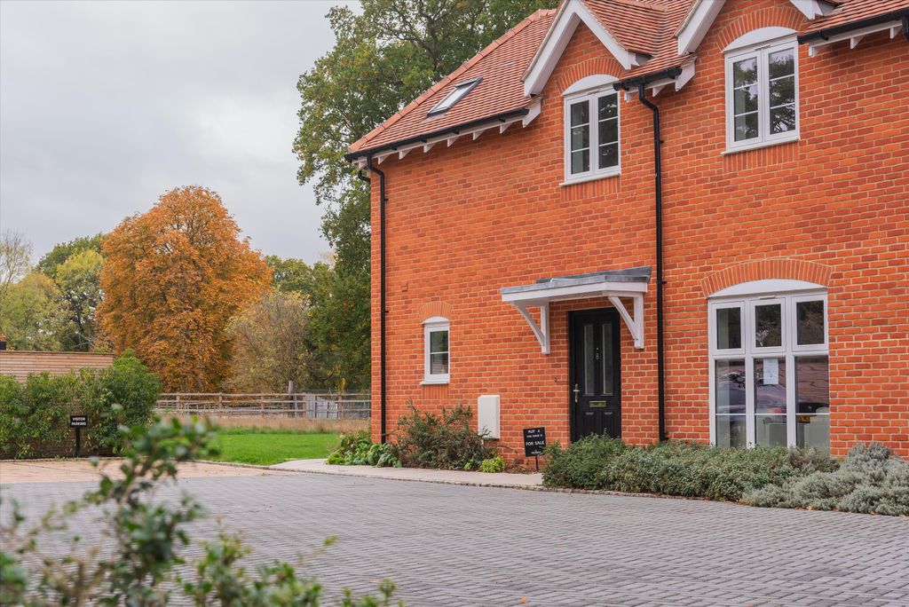 Property photo 1 of 15 Image