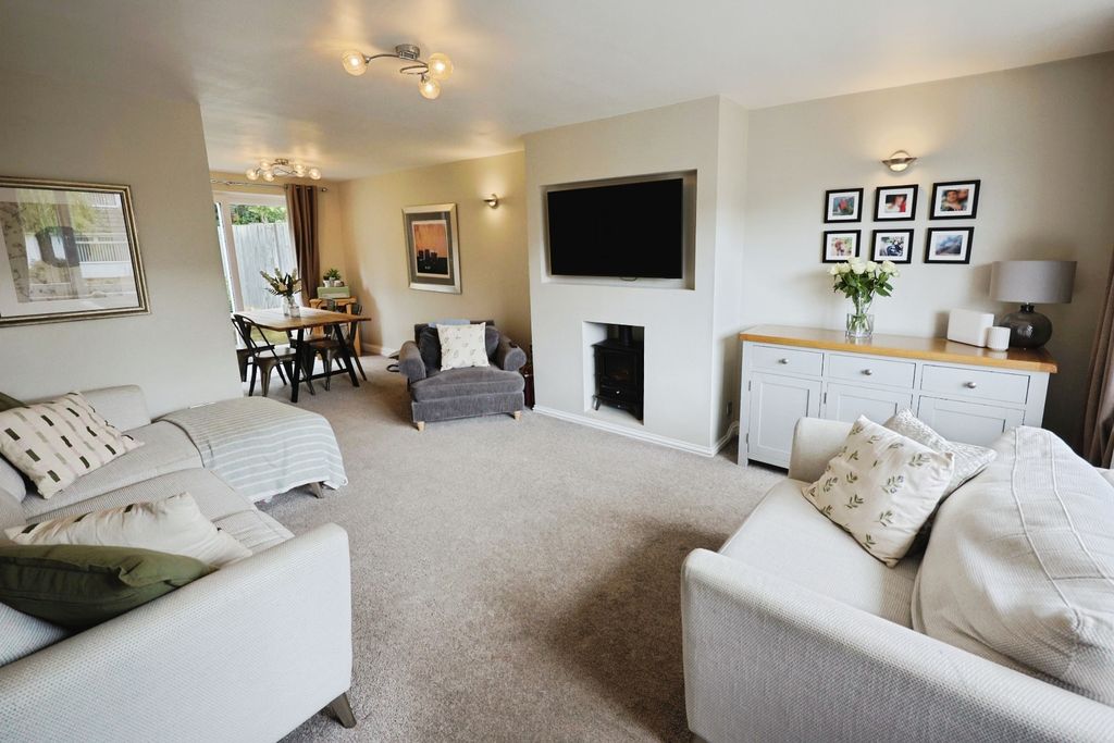 Property photo 2 of 17 Pbox-Img.Jpg
