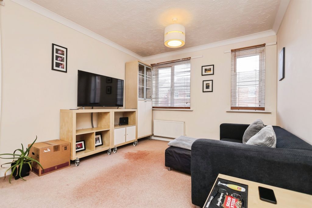 Property photo 3 of 10