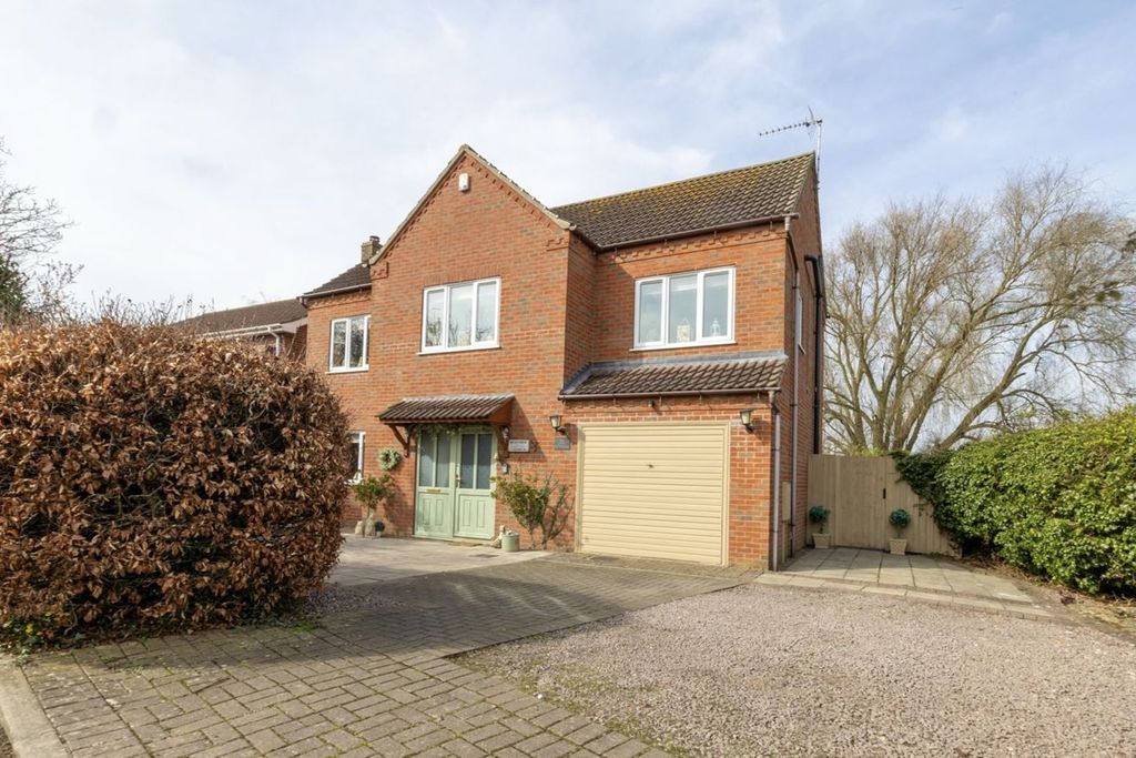 Property photo 1 of 37 Front View