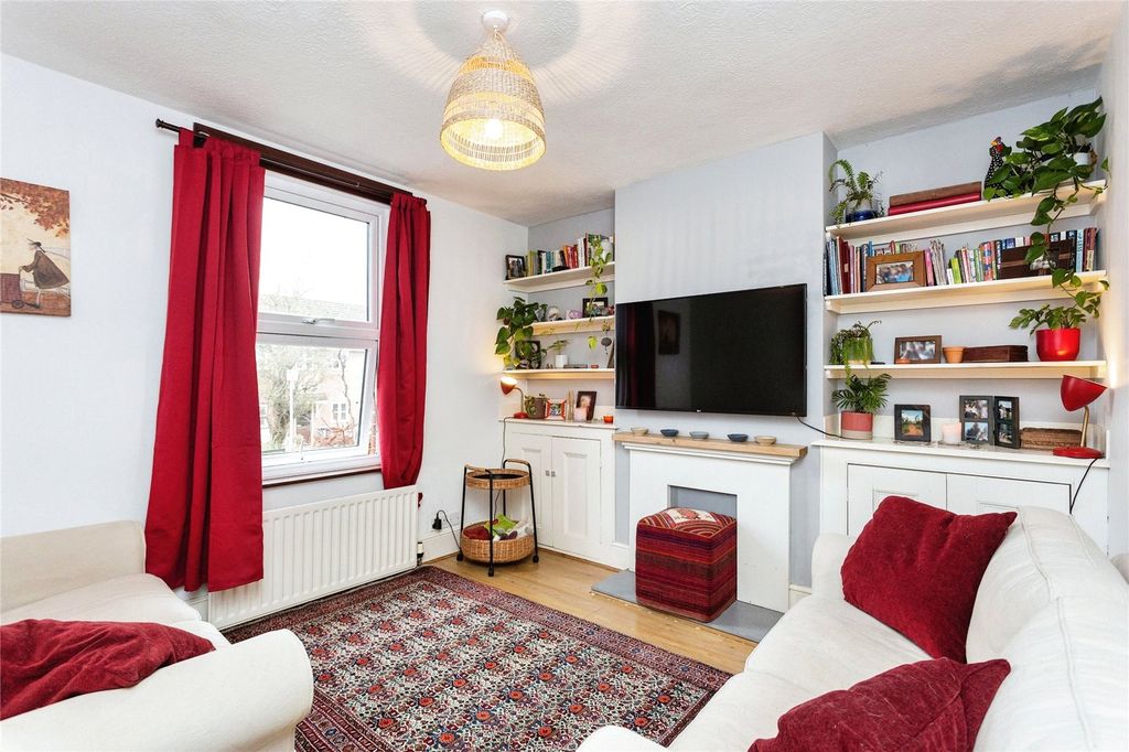 Property photo 2 of 15 Picture No. 06
