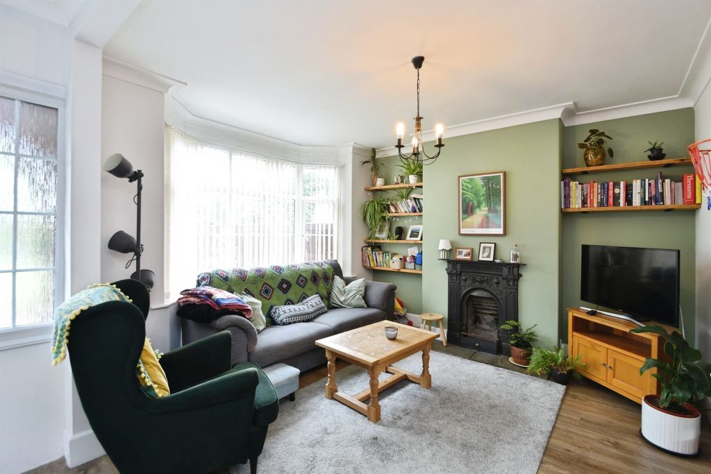 Property photo 3 of 19