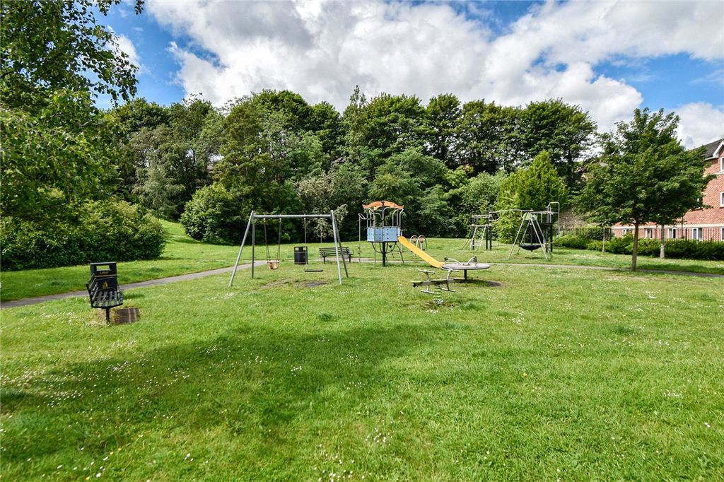 Property photo 2 of 2 Picture No. 04