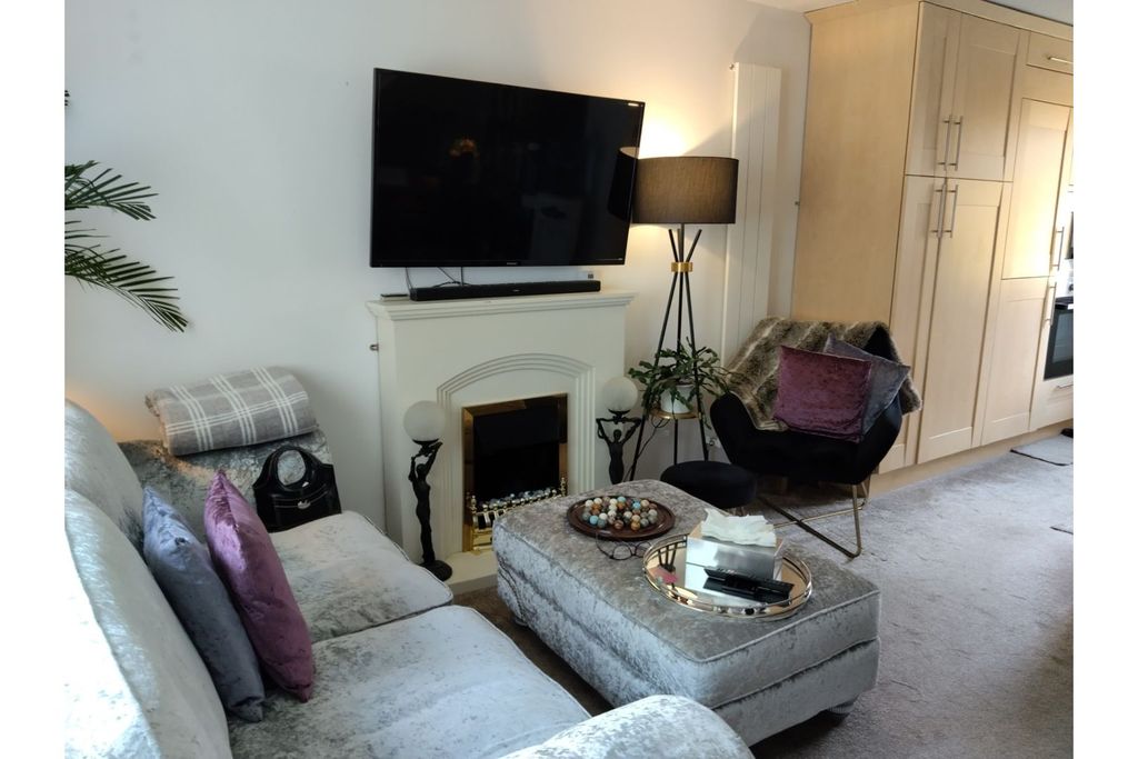 Property photo 3 of 13