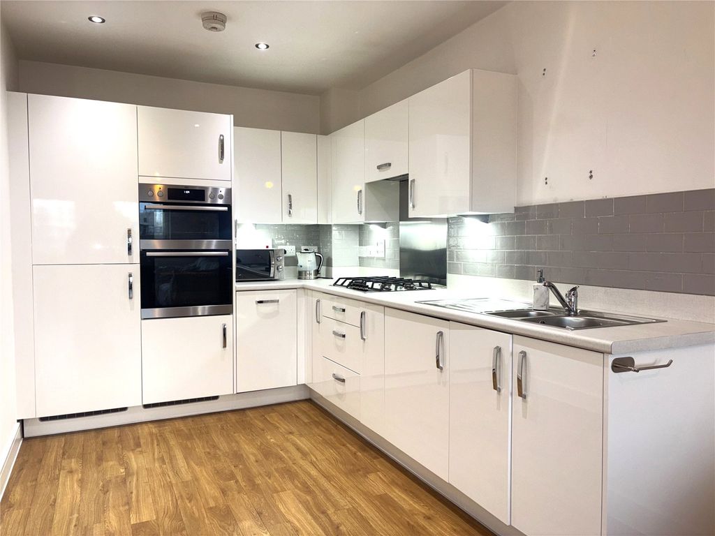 Property photo 2 of 7 Picture No. 04