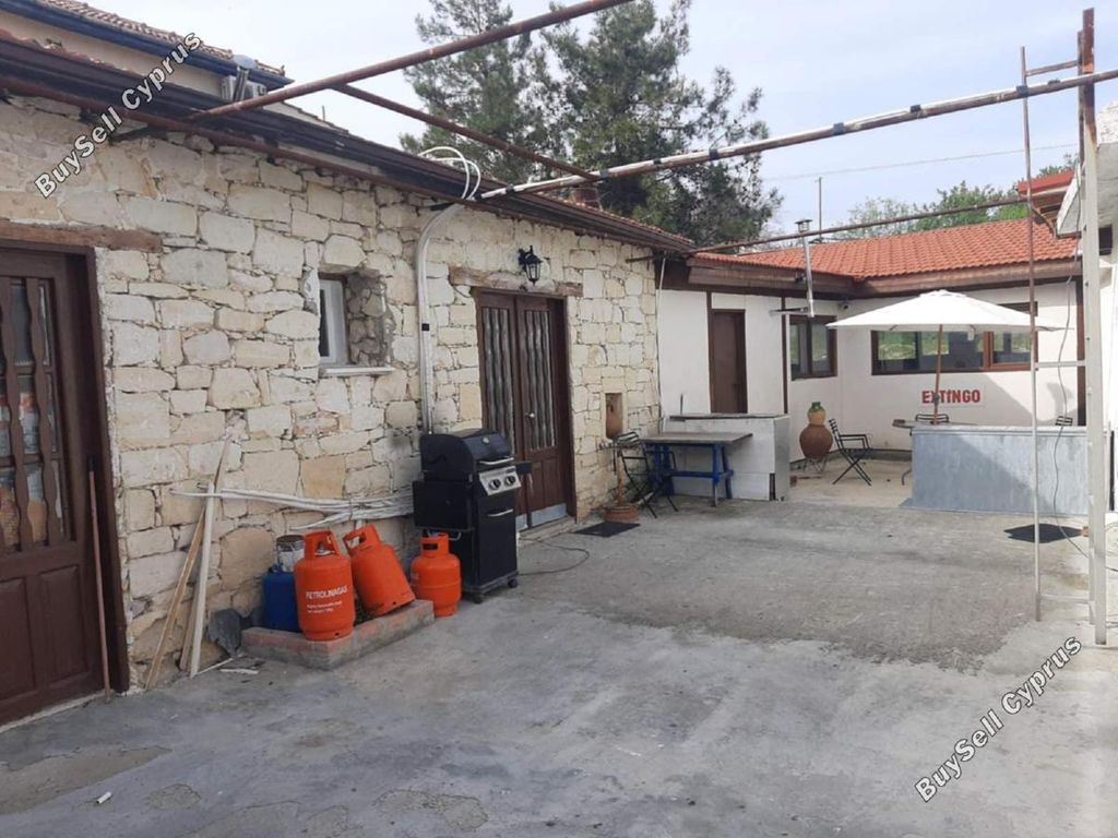 Property photo 3 of 16