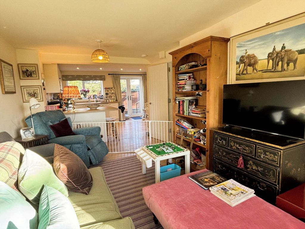 Property photo 3 of 13