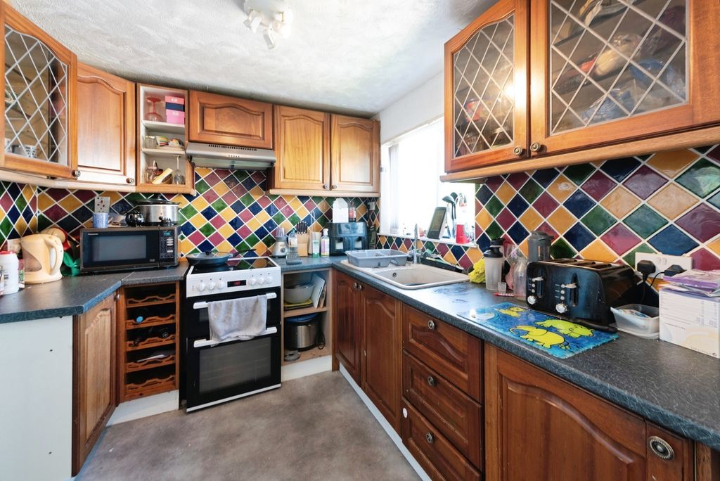 Property photo 2 of 11 Pbox-Img.Jpg