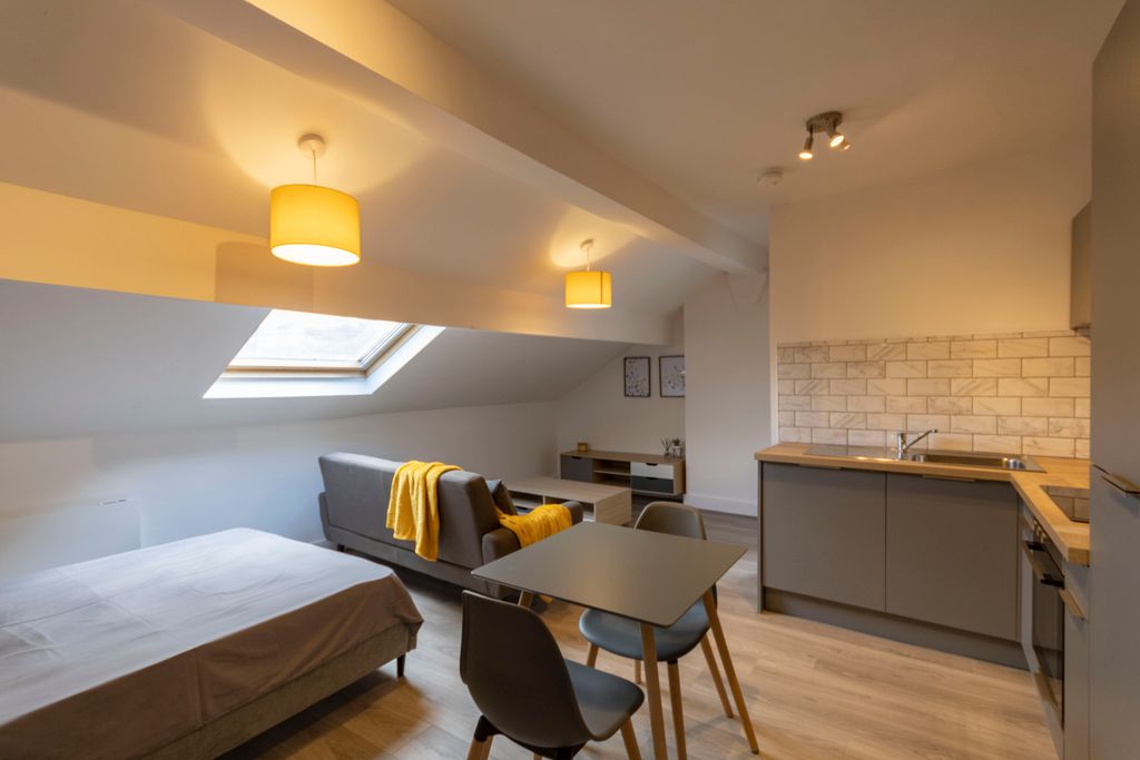 Property photo 3 of 8 Img_7555_1