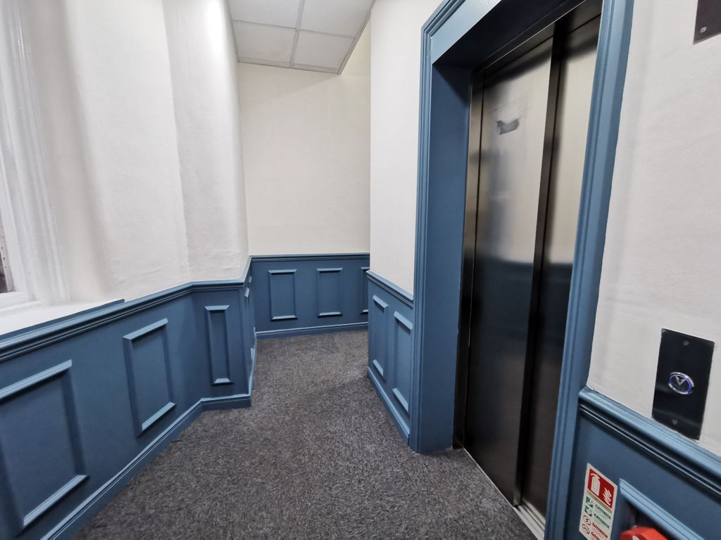 Property photo 2 of 3