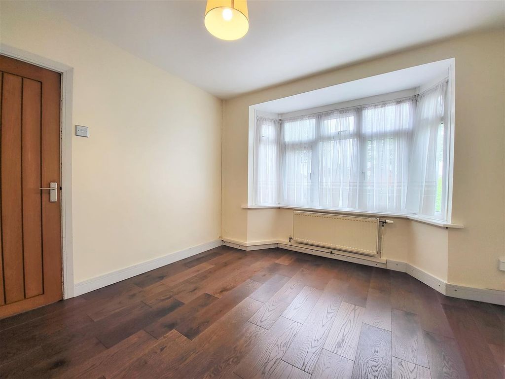 Property photo 3 of 11 Picture No. 04