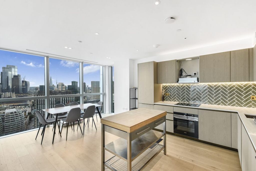 Property photo 2 of 15 Dsc_0708_High