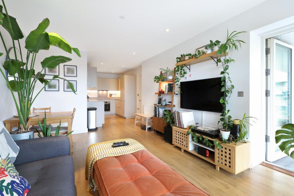 Property photo 2 of 23 Ach_7758.Jpg