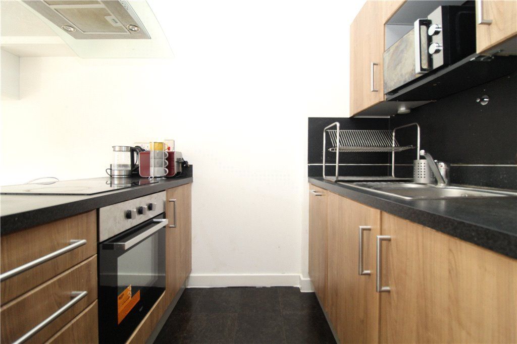 Property photo 2 of 14 Kitchen
