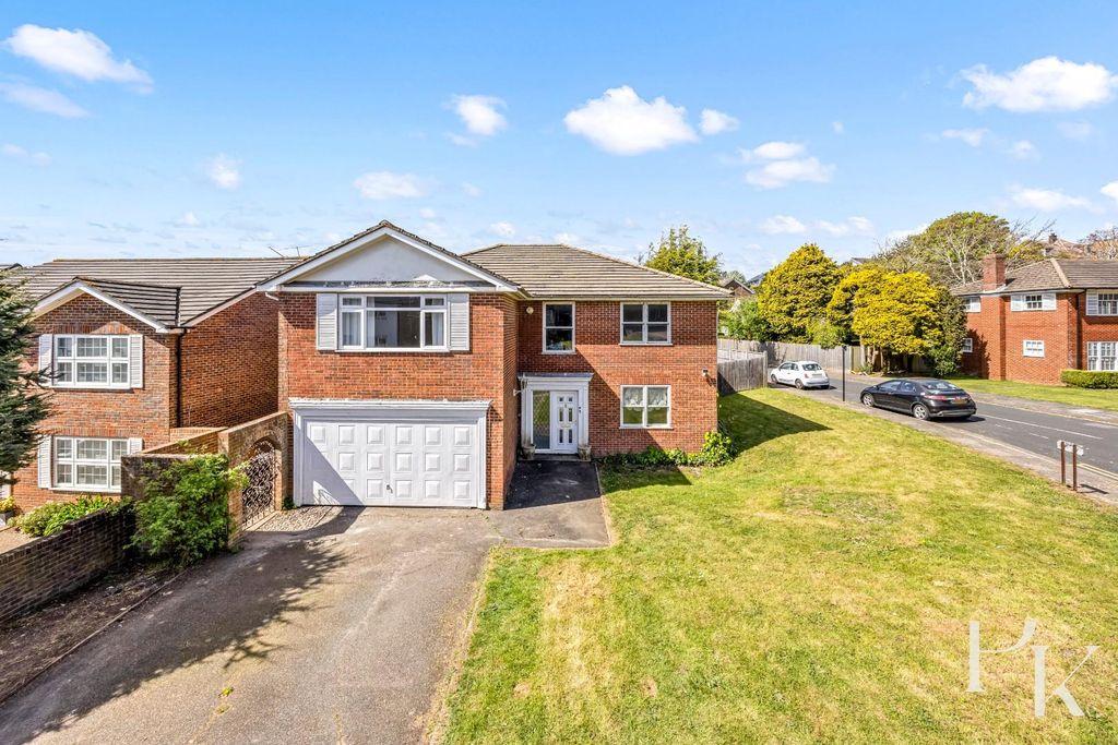 Property photo 1 of 23