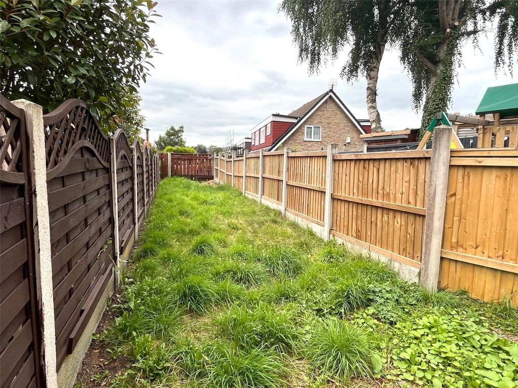 Property photo 2 of 16 Picture No. 20