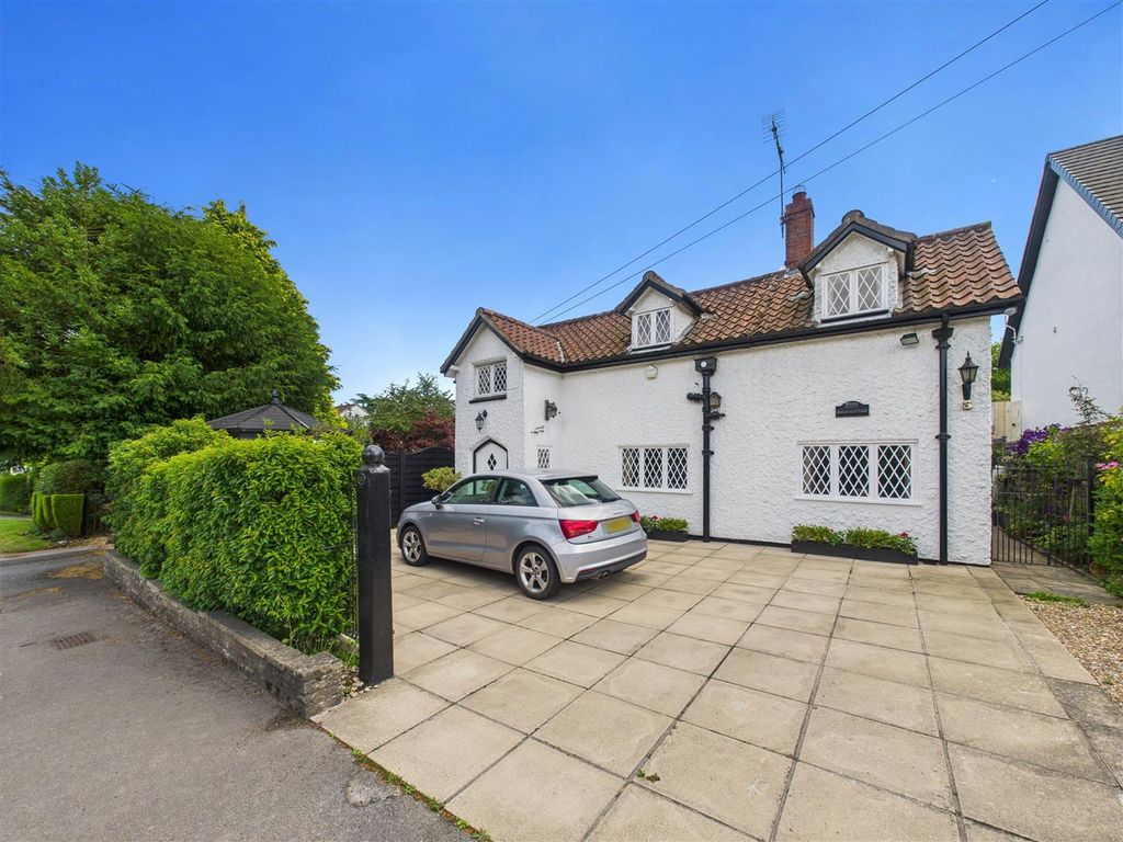 Property photo 1 of 13 Cam05451G0-Pr0025-Still019.Jpg