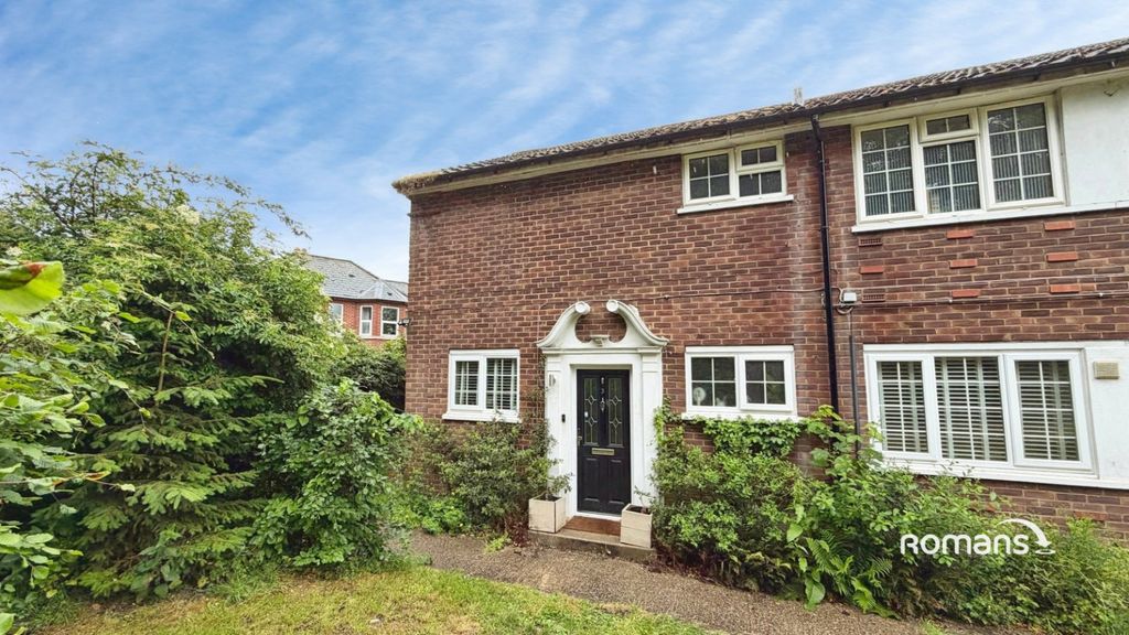 Property photo 1 of 15 Picture No. 14