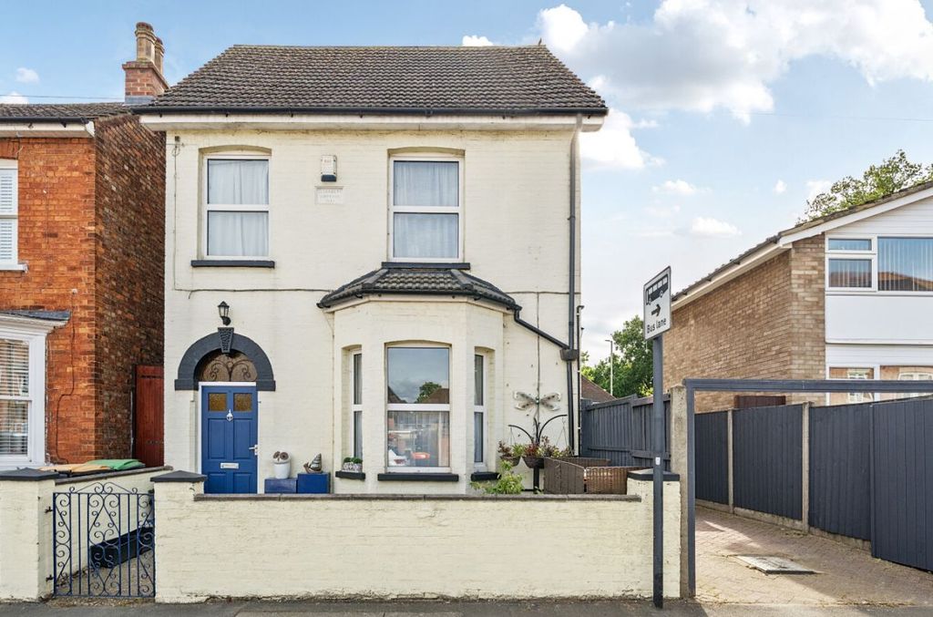 Property photo 1 of 14
