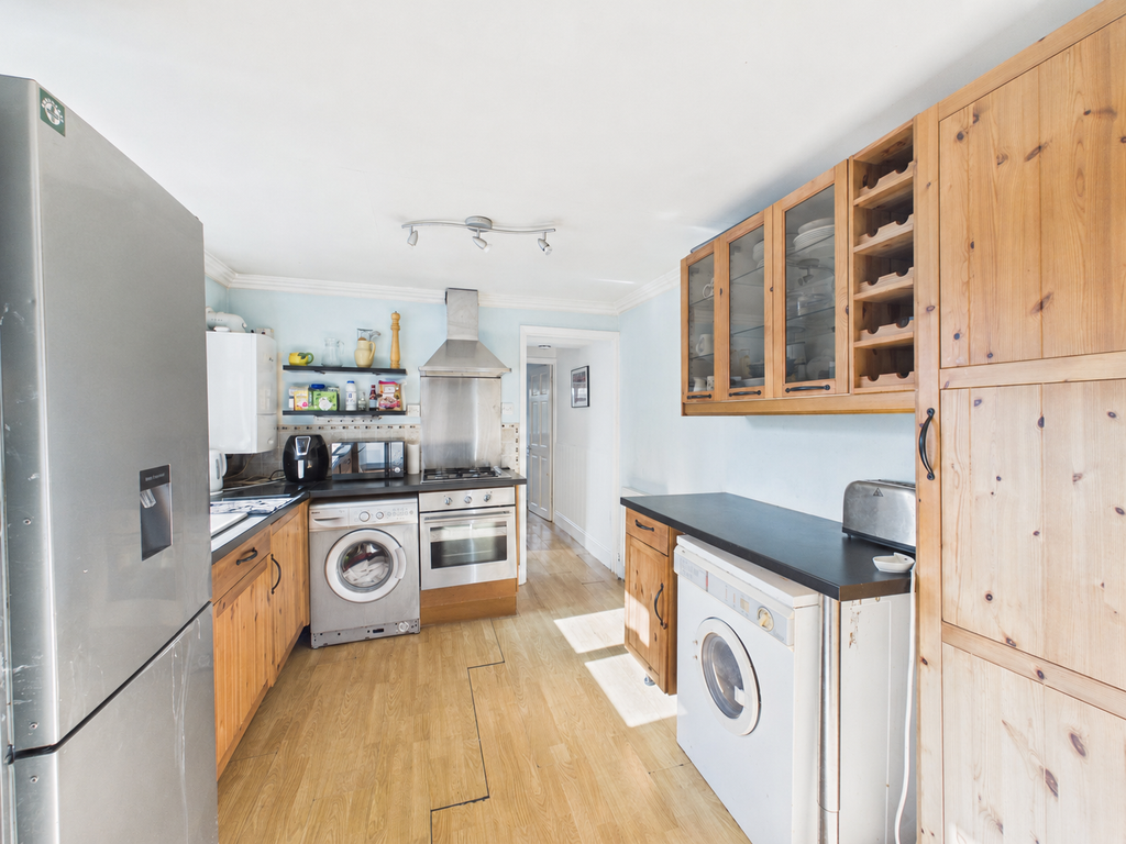 Property photo 3 of 16 Picture No. 27