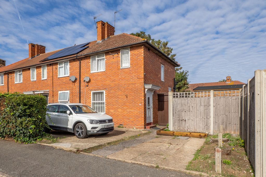 Property photo 1 of 22 External View