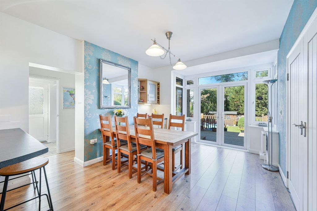 Property photo 3 of 21