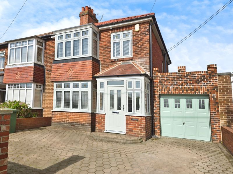 Property photo 1 of 19 Photo 9