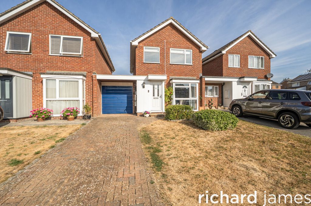 Property photo 1 of 14 E58100De0E554Cb19625Eba40A15Ded5