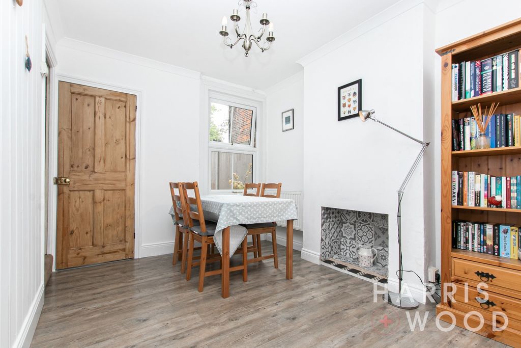 Property photo 3 of 21 4455246
