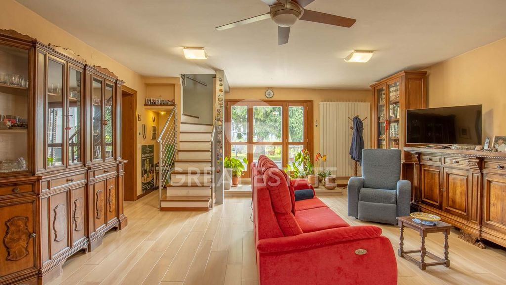 Property photo 1 of 19 Exteriors