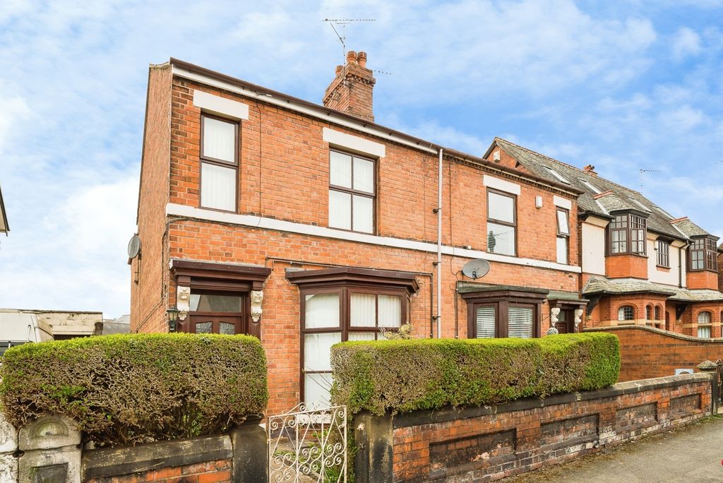 Property photo 1 of 19 Front