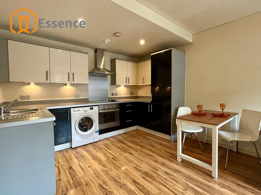 Property photo 2 of 6 Img-20251030-Wa0006