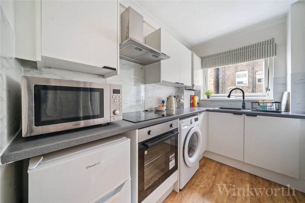 Property photo 3 of 10 Picture No. 05