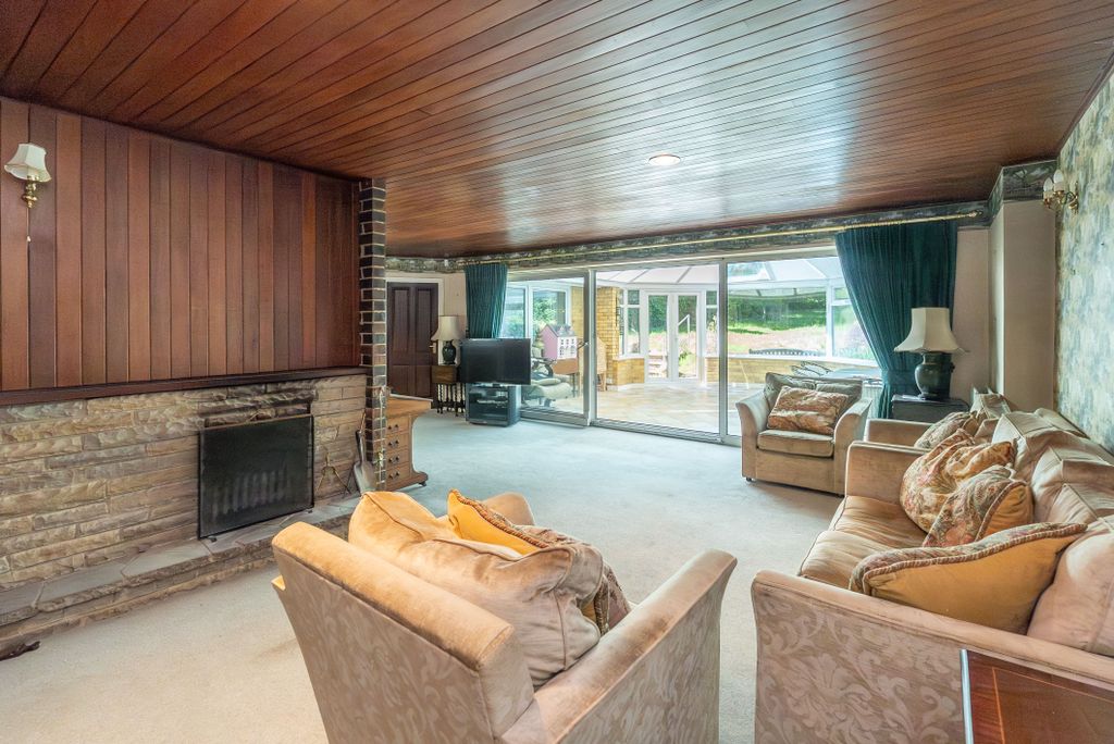 Property photo 2 of 22 Dsc00471