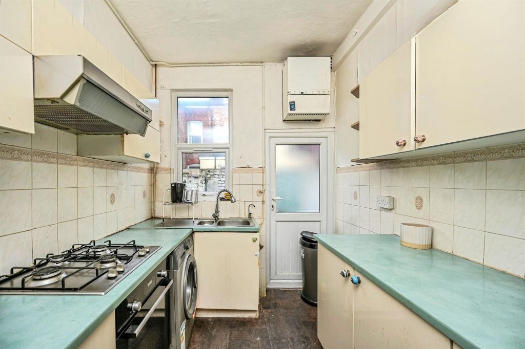 Property photo 3 of 13