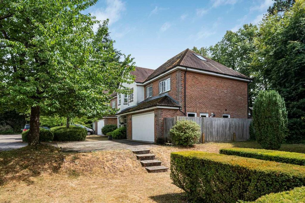 Property photo 1 of 29 Image