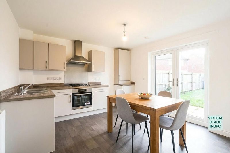 Property photo 3 of 32 Photo 8