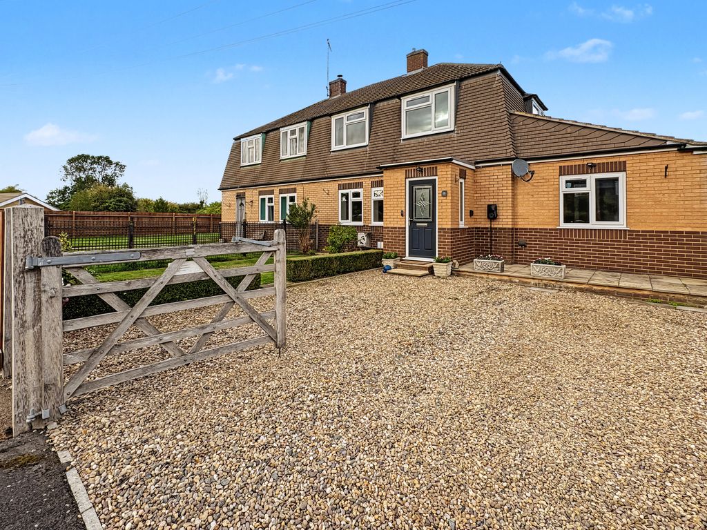 Property photo 1 of 28