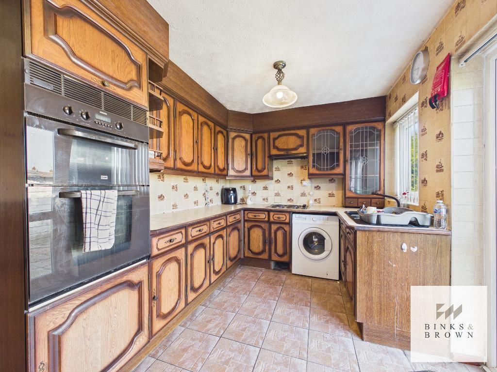 Property photo 3 of 19 Photo 3